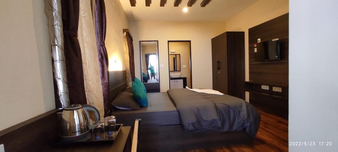Cloud Walk Bed & Breakfast โกไดกานัล ภายนอก รูปภาพ