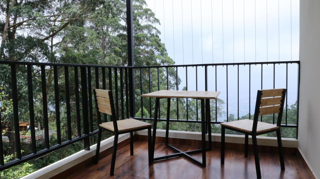 Cloud Walk Bed & Breakfast โกไดกานัล ภายนอก รูปภาพ