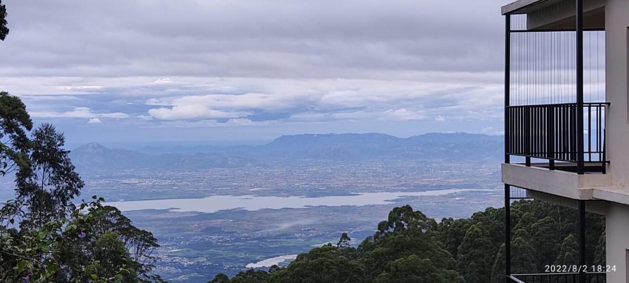 Cloud Walk Bed & Breakfast โกไดกานัล ภายนอก รูปภาพ